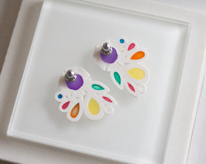 VIOLET : Vintage-Inspired floral contemporary statement earrings