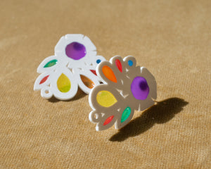 VIOLET : Vintage-Inspired floral contemporary statement earrings