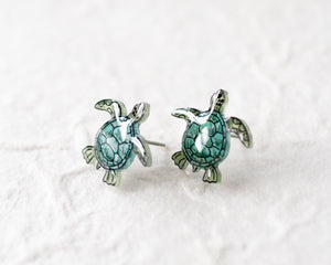 Sea Turtle Earrings | baby sea turtle studs | beach ocean life earrings